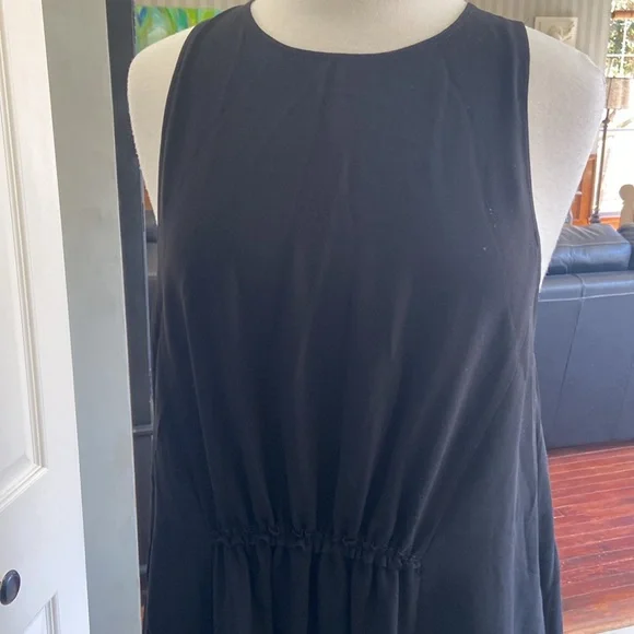 Aritzia Wilfred Black Swing Dress Gathered Waist Keyhole Back Size Large - Picture 5 of 8